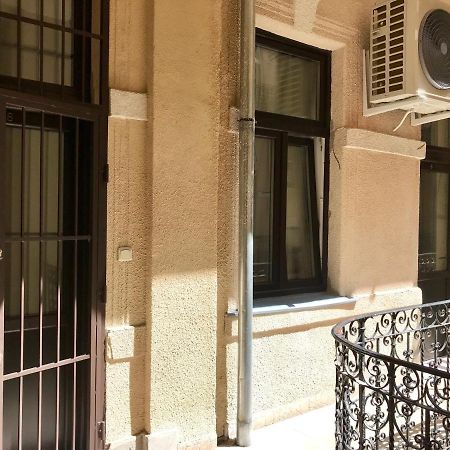 3 Comfortable And Cosy Apartments In Heart Of Budapest Near Basilica 외부 사진