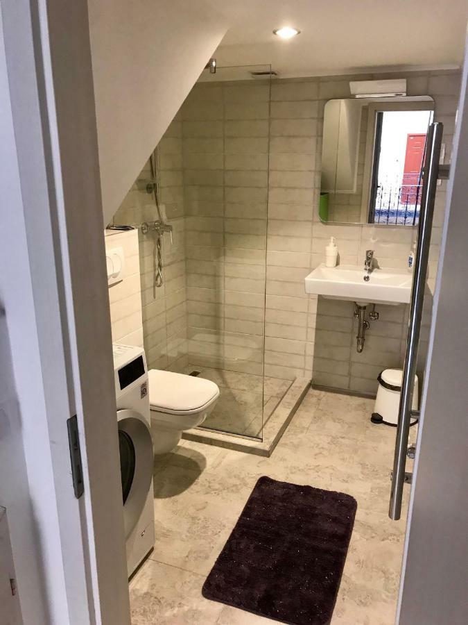 3 Comfortable And Cosy Apartments In Heart Of Budapest Near Basilica 외부 사진